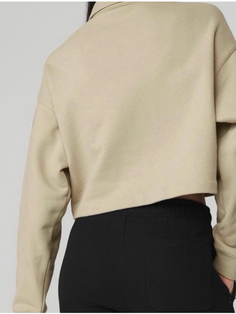 Alo Yoga Renown Cropped Button-Up Pullover Jacket - Macadamia - Tan Beige Medium - Picture 9 of 10